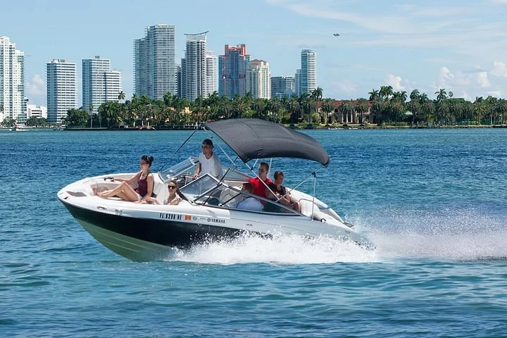 Experience the Ultimate VIP Luxury Tours in Miami