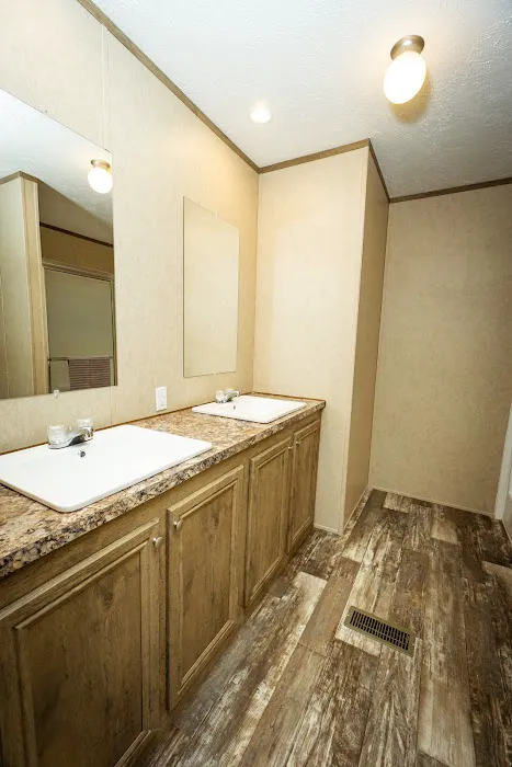 Northwoods Mobile Home Community - 55+ 1