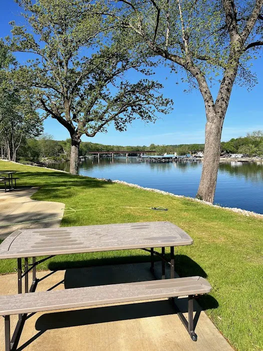 Lakeshore RV Park 2