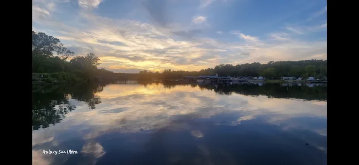 Lakeshore RV Park 5