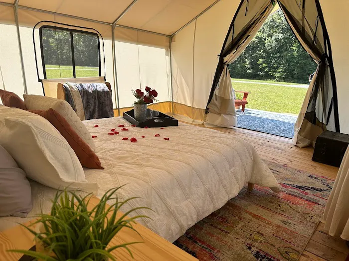 Roaring River Hills Campground and Cabins 8