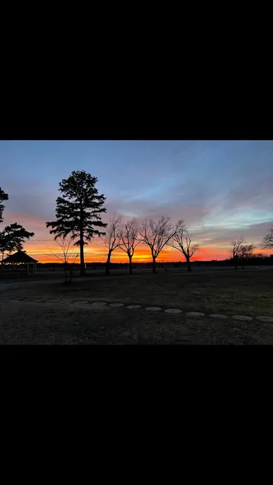 EDGE OF THE WOODS RV PARK AND CAMPGROUND 4