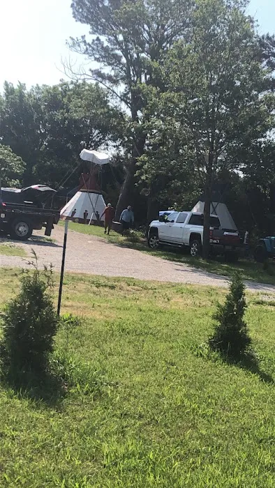 EDGE OF THE WOODS RV PARK AND CAMPGROUND 7
