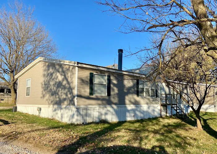 Monett Village Mobile Home & RV Park 9