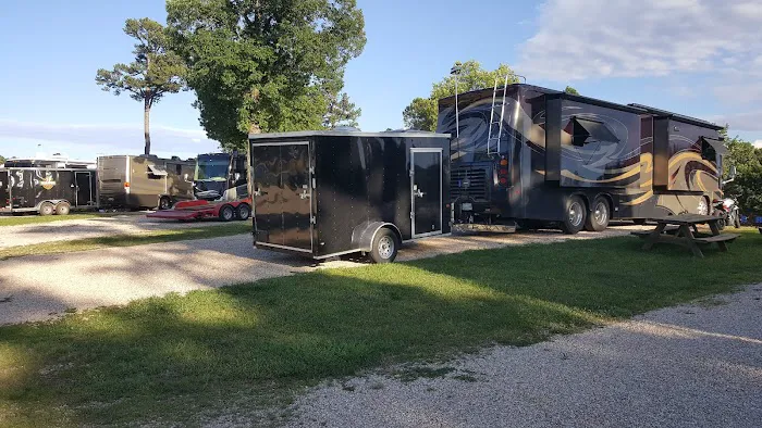 Wanderlust RV Park & Cabins 9