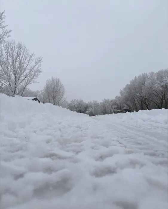 PLEASANT VALLEY Mobile Home Park & RV ParKIng 9