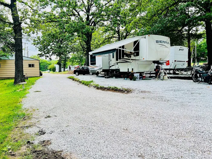 Ballard's Campground, Store & RV Park 5