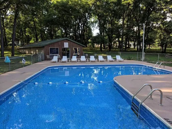 Sherwood Forest Mobile Home Community 10