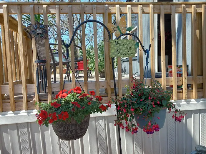 Shady Lane RV and Mobile Home Park 4