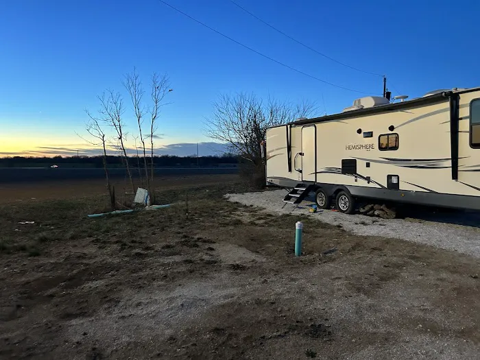 Hitching Rail RV Park 3