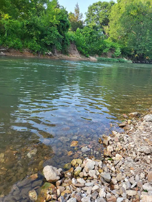 Zan's Creekside Campground 5
