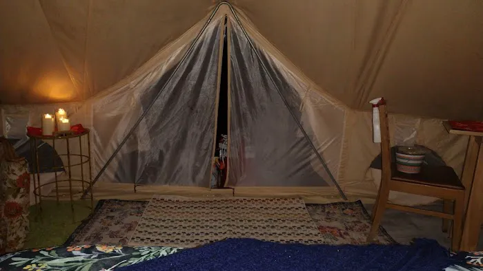 Happy Waterfall Pig Glamping Camp 10