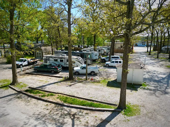 Ozark Canopy RV Park - Springdale 4