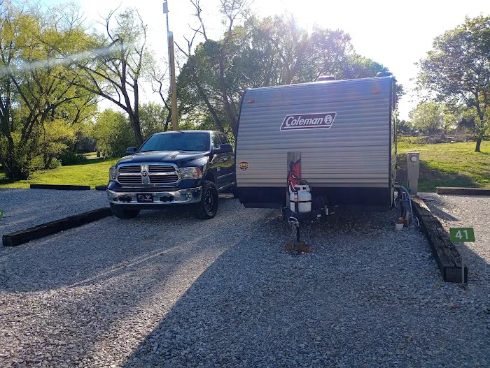 Ozark Canopy RV Park - Springdale 3