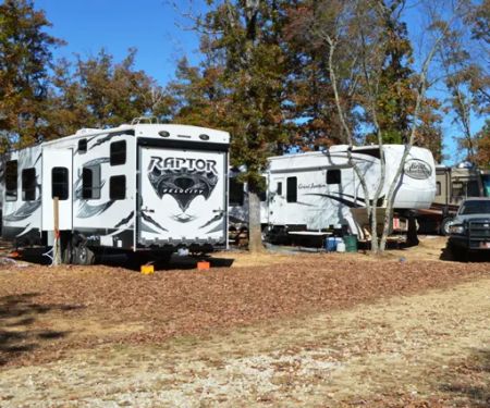 Mulberry Mountain Lodging & Events