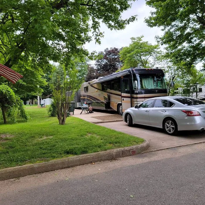 Trailwood Mobile Home & RV Park 3