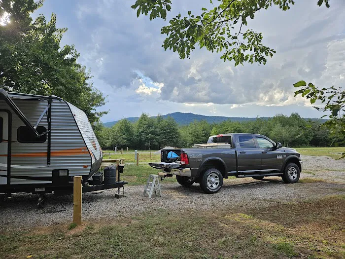 Round the Bend RV Campground 4