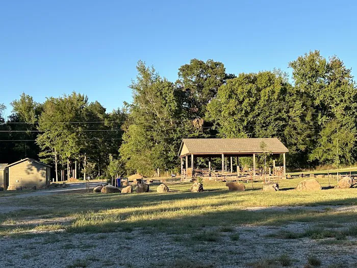 Round the Bend RV Campground 8