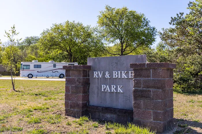Four Oaks RV Park 8
