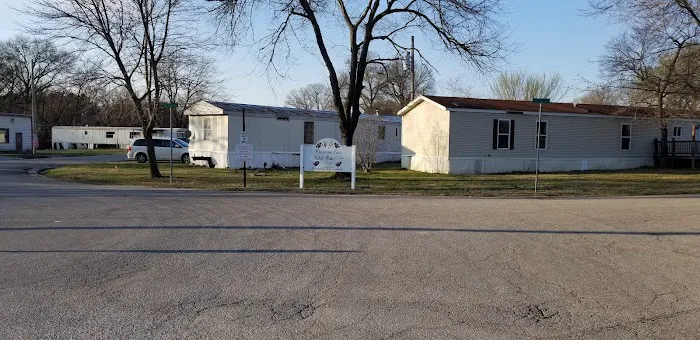 Whispering Pines Mobile Home Community 9