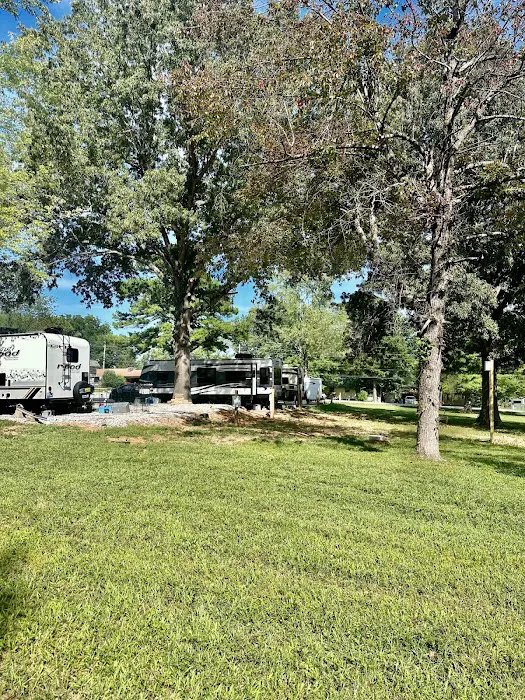 Ramblin' Hills RV Park 8