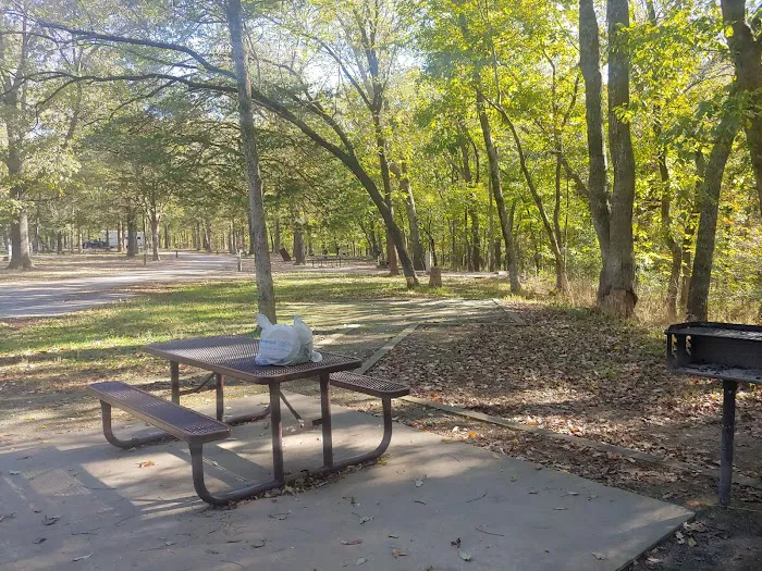 Devils Den Campground E 6