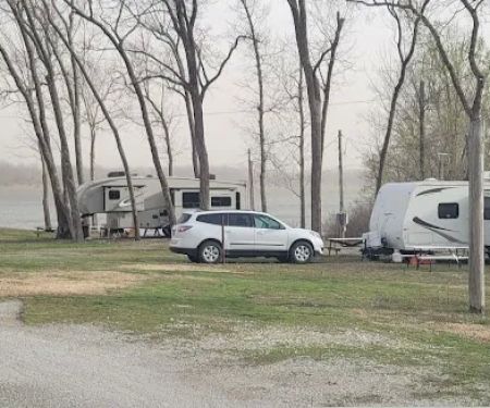 Lakewood Village MH & RV Park