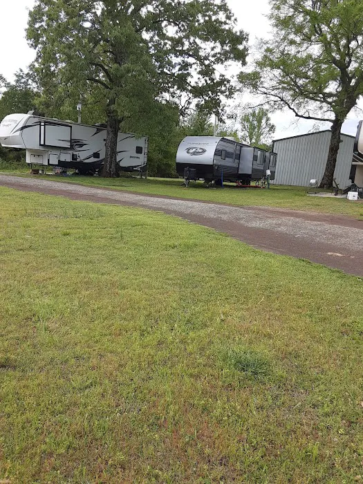 Hickey Town RV Park 8