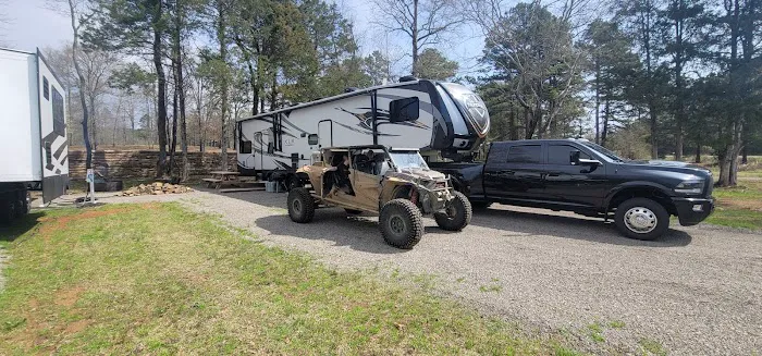 Back In The Ozarks R.V. Park 4