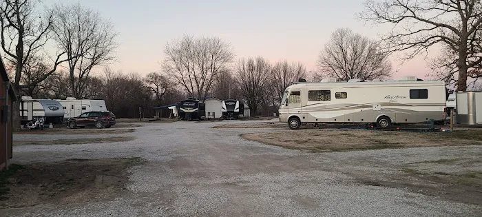 Twin Pines RV Park 1