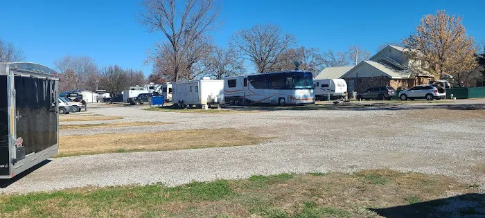 Twin Pines RV Park 7