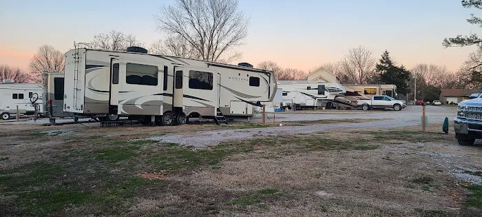 Twin Pines RV Park 9