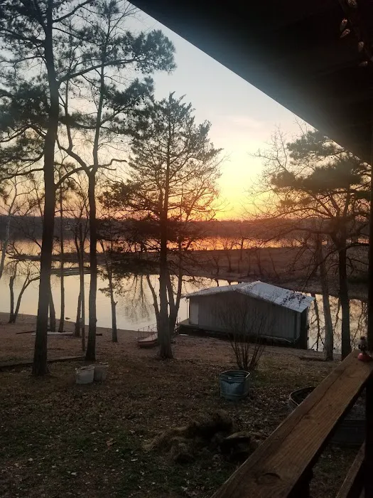 Ice Box Bluff Resort 7