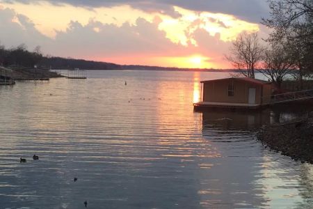 Walnut Cove Resort