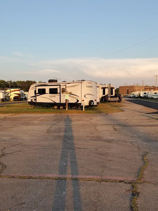 Overland RV Park 7