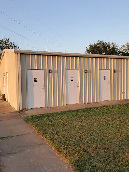 Overland RV Park 4