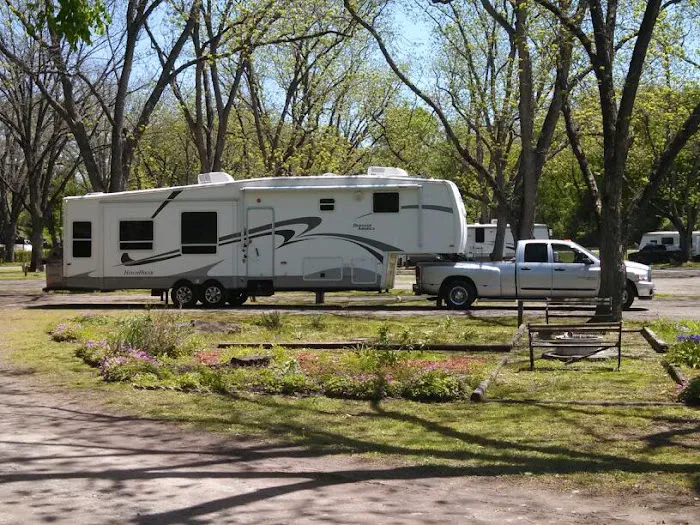 Overland RV Park 10