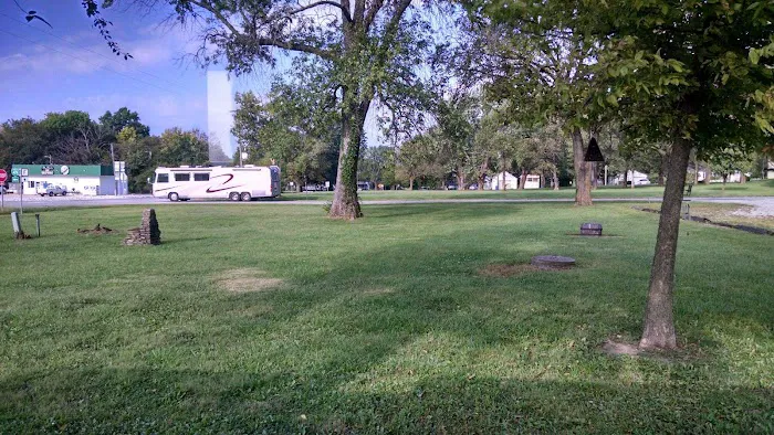 Show-Me Rest Rv Park 1