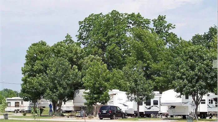 Grand Lake O' The Cherokees RV Resort by Rjourney 3