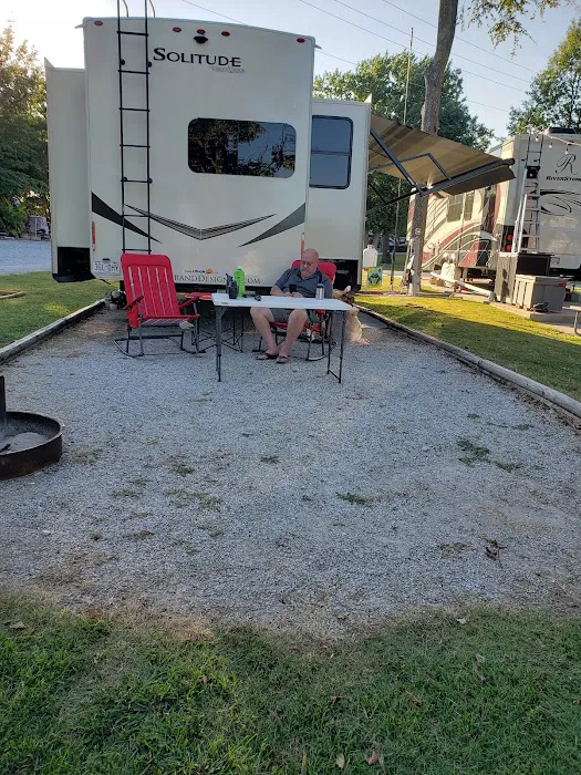 Water's Edge RV and Cabin Resort 5