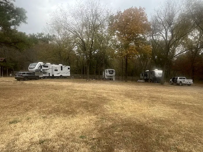 Red Barn Retreat | RV Park | Tahlequah, OK 5
