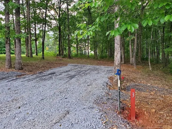 Hoss' Hideout Campground 4