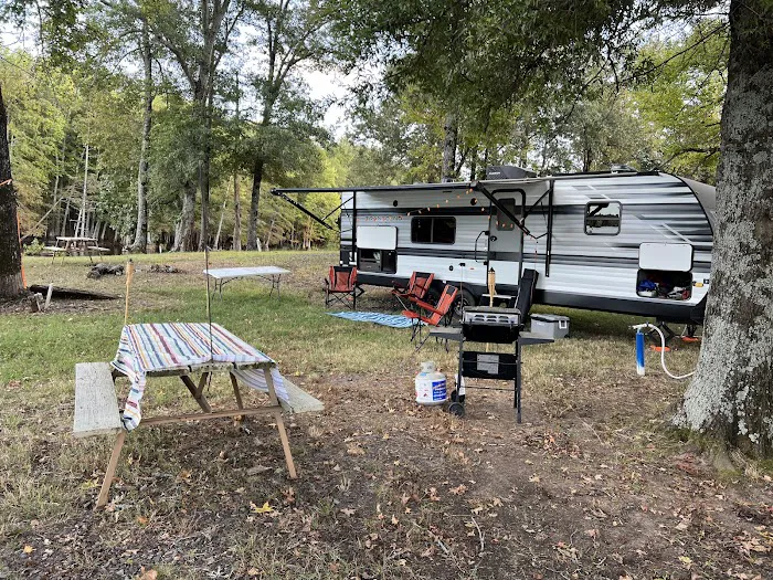 Reba's Marina Bait &RV @ Lucky Landing 1