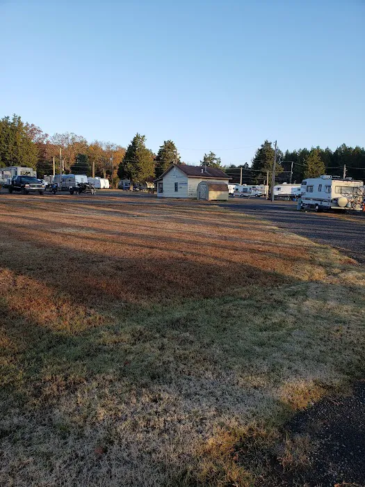 William O. Darby RV Park & Covered RV Storage 4