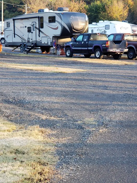 William O. Darby RV Park & Covered RV Storage 7