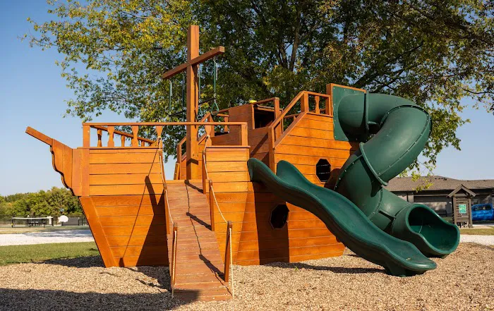 Fort Smith Riverfront RV Resort 7