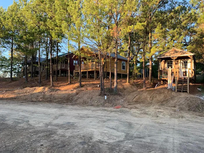 Big Pines RV Escape - Cabins & RV 8