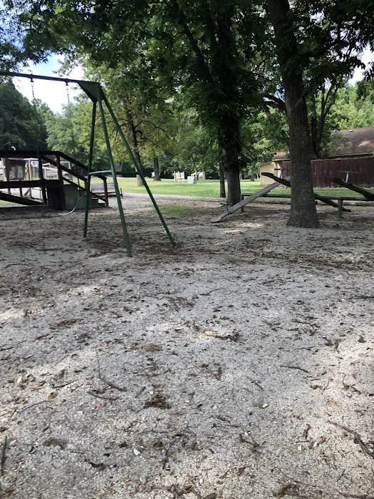 Linn County Park & Marina Store 10