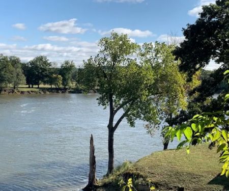 Bird Hollow Resort & RV Park