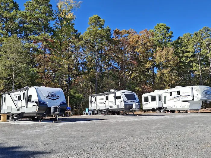 Dew Drop In RV Park 4